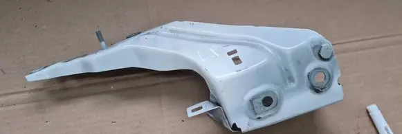 Audi Q5 SQ5 Fender mounting bracket 80A821135A 251807S