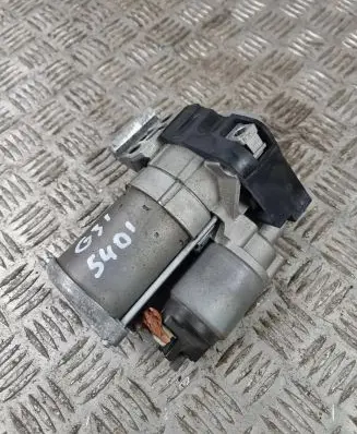 BMW 5 G30 G31 Starter motor 8621840 20181011 0001172609