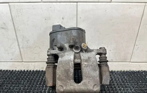 Volvo V60 Rear brake caliper 32332594