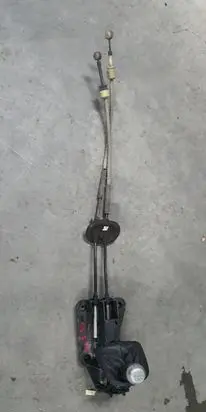 Peugeot 307 Gear shift cable bracket 