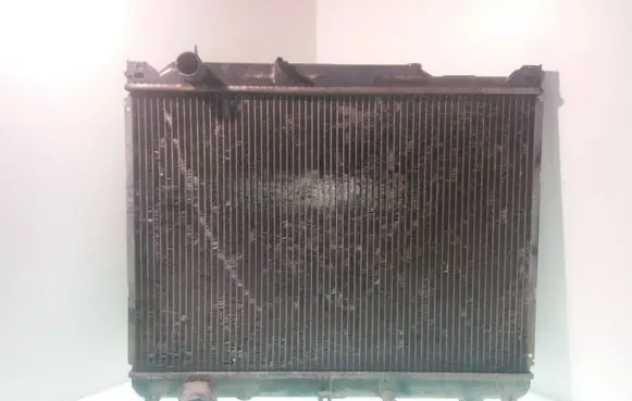 Suzuki Grand Vitara I Coolant radiator