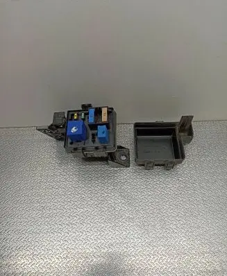 Renault Megane III Fuse module 243880001R 63511832