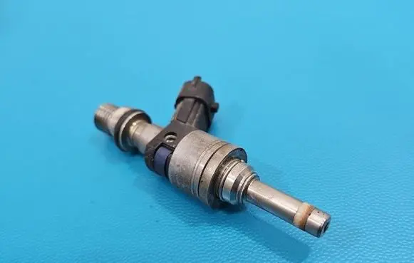 Porsche Cayenne (9PA) Fuel injector 94860523002 IMPRK1602155