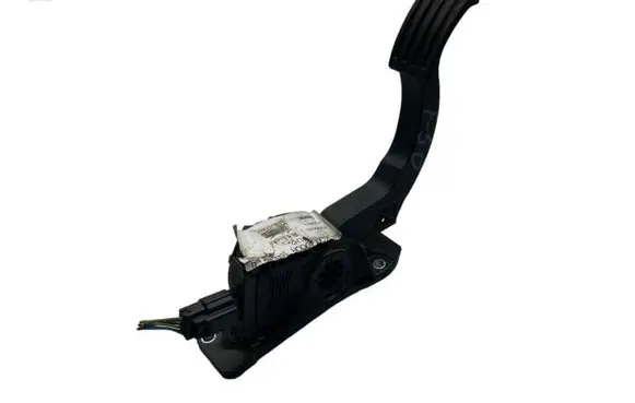 Ford Focus Accelerator throttle pedal BV619F836AB