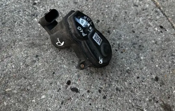 BMW 5 F10 F11 Hand brake/parking brake motor 32345699