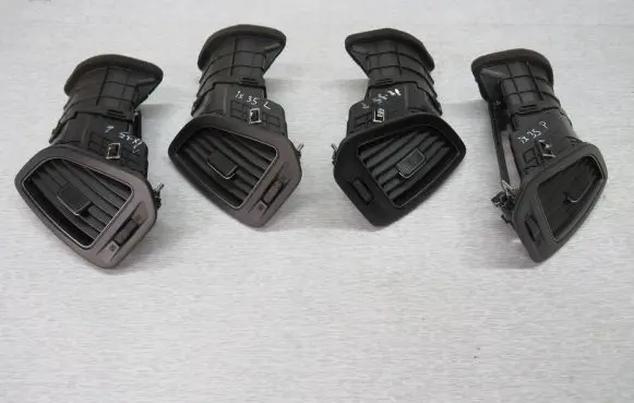 Hyundai ix35 Dashboard side air vent grill/cover trim