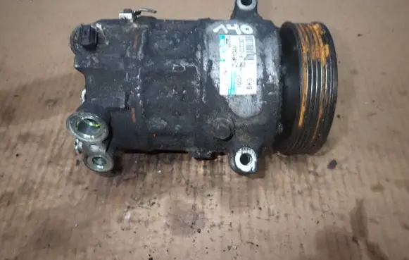 Opel Insignia A Air conditioning (A/C) compressor (pump) P13232307 13232307