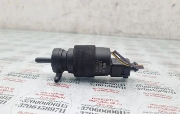 Audi A6 S6 C6 4F Windscreen/windshield washer pump 1J5955651