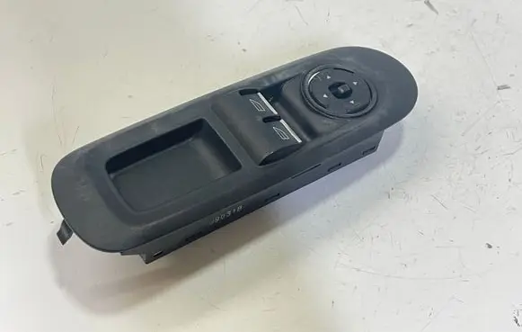 Ford Galaxy Electric window control switch 7S7T14A132CB