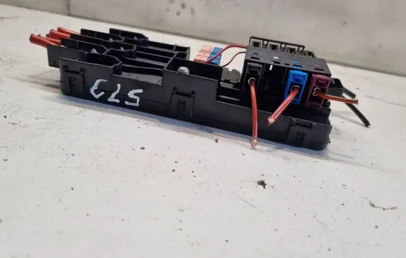 Mercedes-Benz CLS C219 Positive wiring loom 2115452301