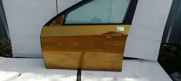 BMW 1 F52 Front door