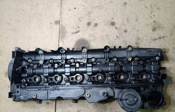 BMW X5 F15 Rocker cam cover 15265812