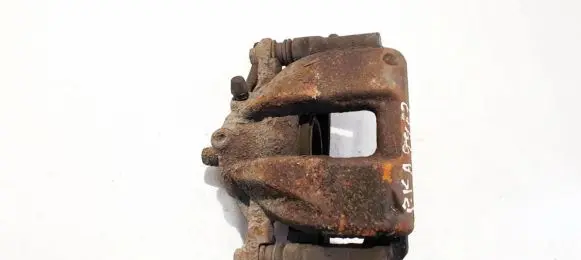 Honda CR-V Front brake caliper