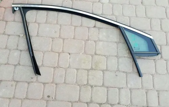 Opel Astra K Sliding door window/glass 