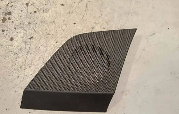 Audi Q7 4M Side speaker trim/cover 4M0857227