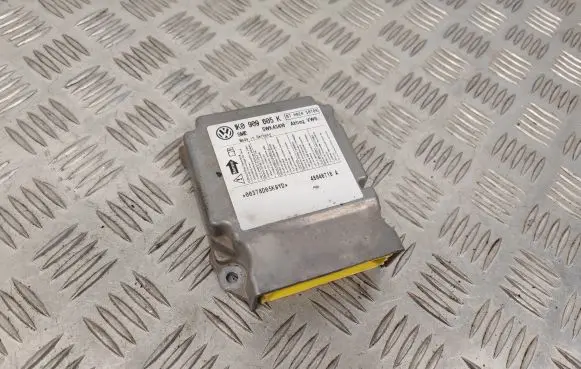 Skoda Octavia Mk2 (1Z) Airbag control unit/module 1K0909605K