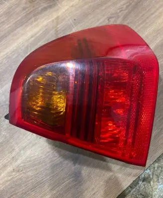 BMW 3 E90 E91 Rear/tail lights 7160062