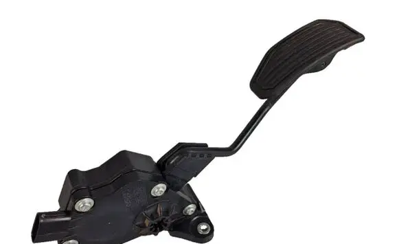 Lexus RX 450H Accelerator throttle pedal 7811033011