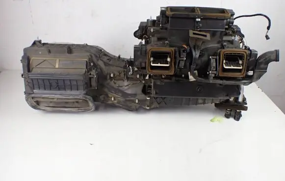 Mercedes-Benz S W221 Interior heater climate box assembly 2218304260