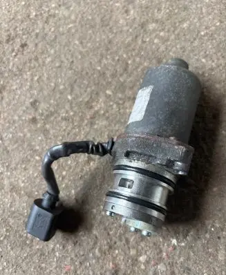 Volvo XC60 Rear gearbox reducer motor 113304840102 113430