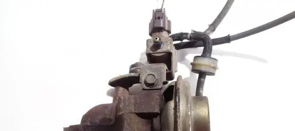 Toyota Avensis T220 EGR valve 2562027060 25620-27060