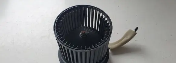 Nissan Leaf I (ZE0) Heater fan/blower