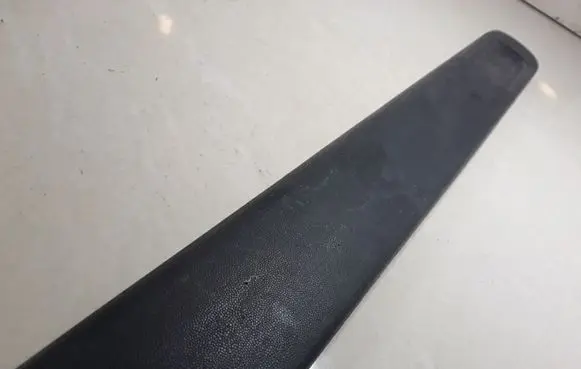 Opel Astra G Front door trim (molding) 90587376