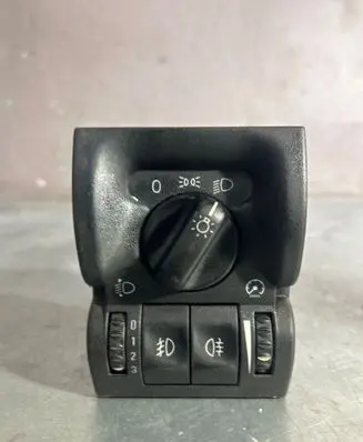 Volkswagen Golf IV Light switch 90569814 53142807 1410981B