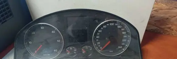 Volkswagen Golf V Speedometer (instrument cluster) 1K0920853Q V0007000 VWZBZ0G0587632