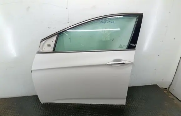 Hyundai i40 Front door 