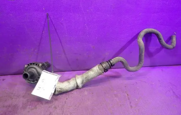 Renault Megane III Water pump