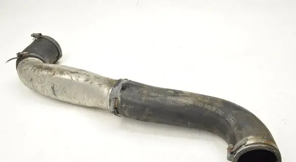 Volvo V50 Intercooler hose/pipe 31319792