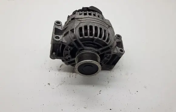 Volkswagen Scirocco Generator/alternator 06B903016AB