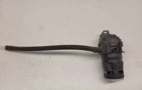 Lexus GS 300 350 430 450H Headlight washer pump 8533060190 0602104541