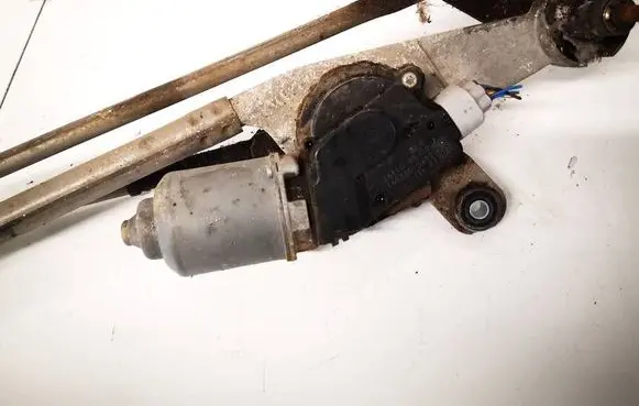 Suzuki Grand Vitara II Wiper motor 3811065J00