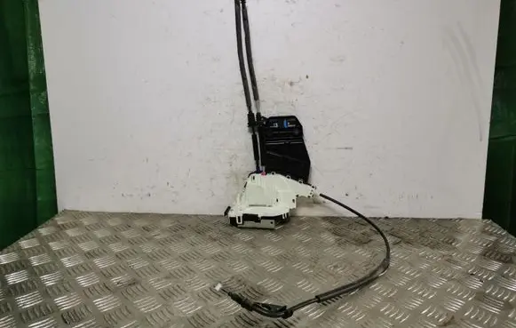 Jeep Compass Rear door lock P04589915AE