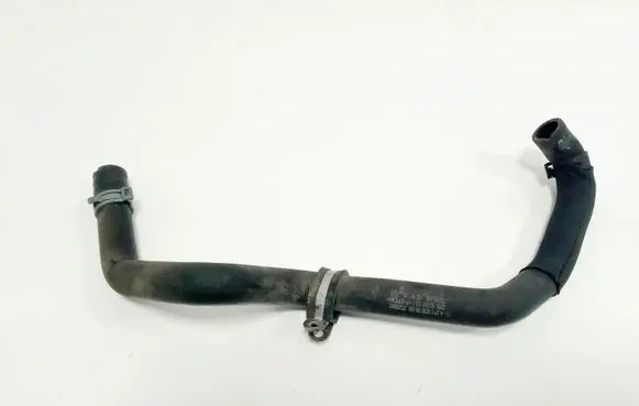 Mercedes-Benz CLK A209 C209 Engine coolant pipe/hose A2118303996