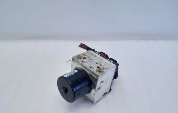Volkswagen PASSAT B6 ABS Pump 3C0614109C
