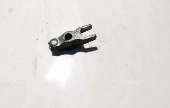 Opel Astra H Fuel Injector clamp holder