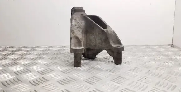 Audi A5 Sportback 8TA Engine mounting bracket 8K0199307CC