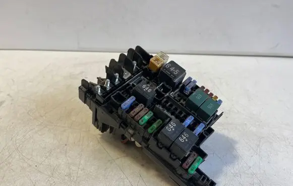 Volkswagen T-Roc Fuse box set 5Q0937125G