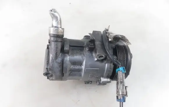 Opel Astra G Air conditioning (A/C) compressor (pump)