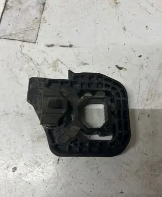 BMW 7 E65 E66 Radiator mount bracket 9895823 4015719H