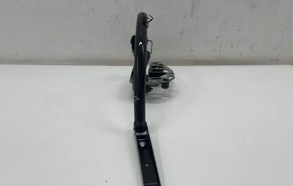 Mercedes-Benz C W205 Tailgate/trunk/boot hinge A2057500428