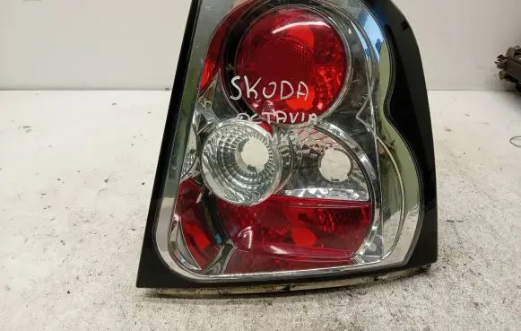 Skoda Octavia Mk1 (1U) Rear/tail lights