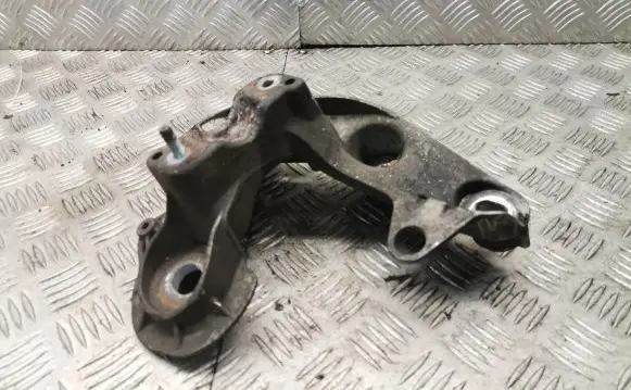 Audi A6 S6 C6 4F Engine mounting bracket 4f0199351e