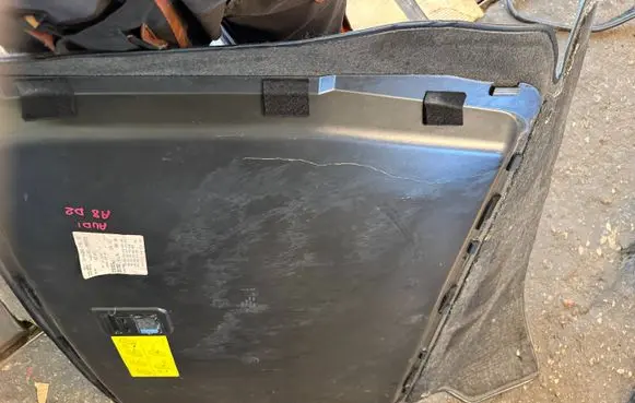 Audi A8 S8 D2 4D Trunk/boot mat liner 3232324