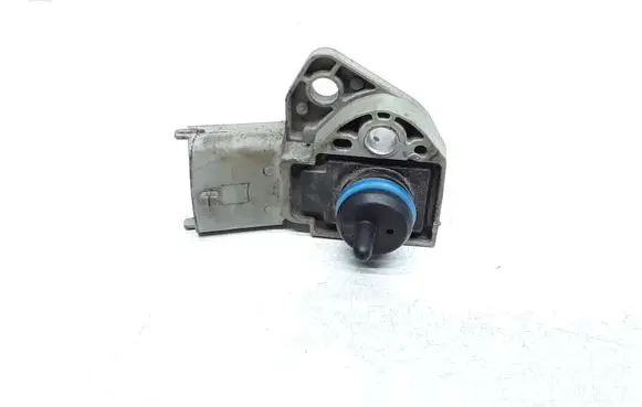 Volvo XC90 Fuel pressure sensor 8699449 0261230110