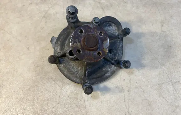 Mercedes-Benz C W203 Water pump R2712010101