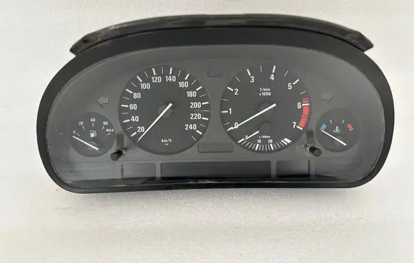 BMW 7 E38 Speedometer (instrument cluster) 62118369032 008630019 87001294